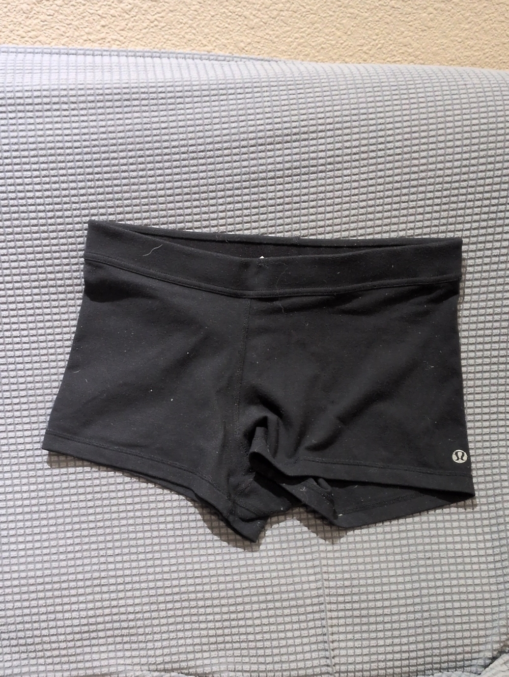 Lululemon Athletica Black Women's Workout Shorts